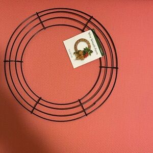 Black Wire Wreath Form